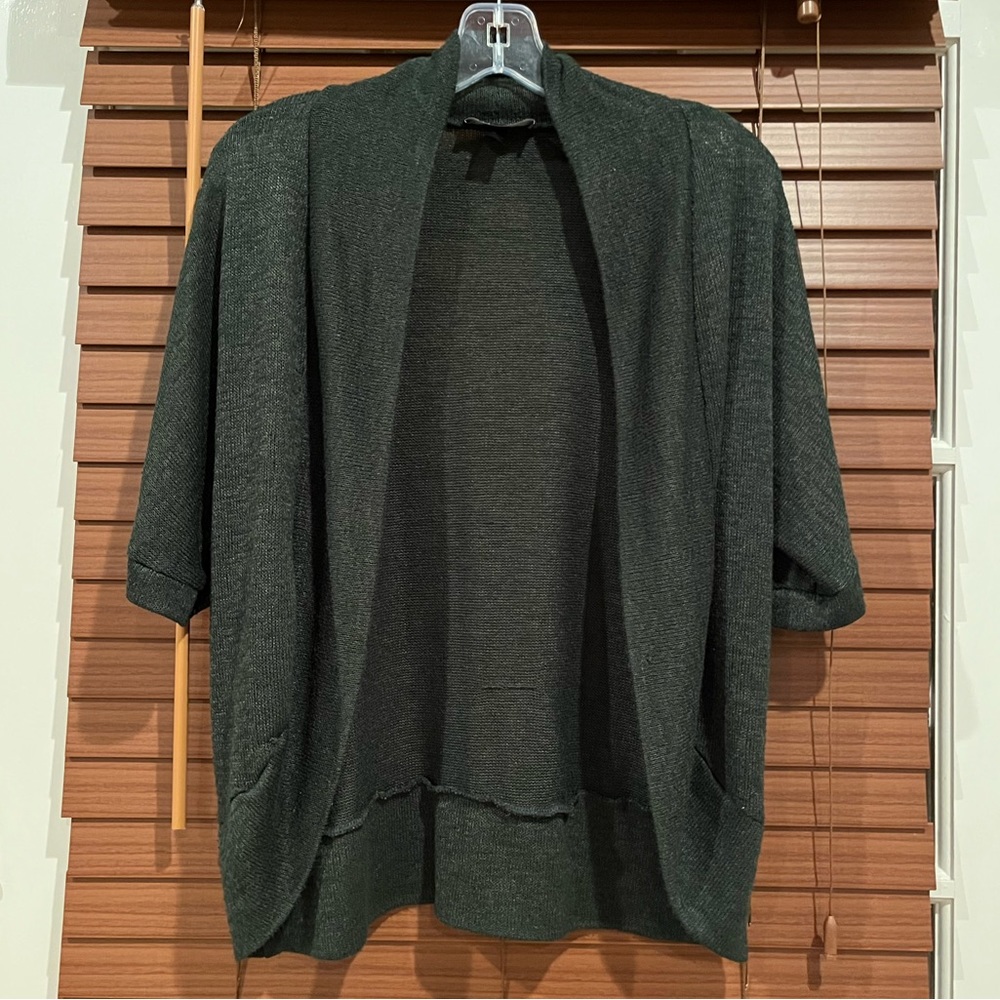 Short Sleeve open front Green Sweater